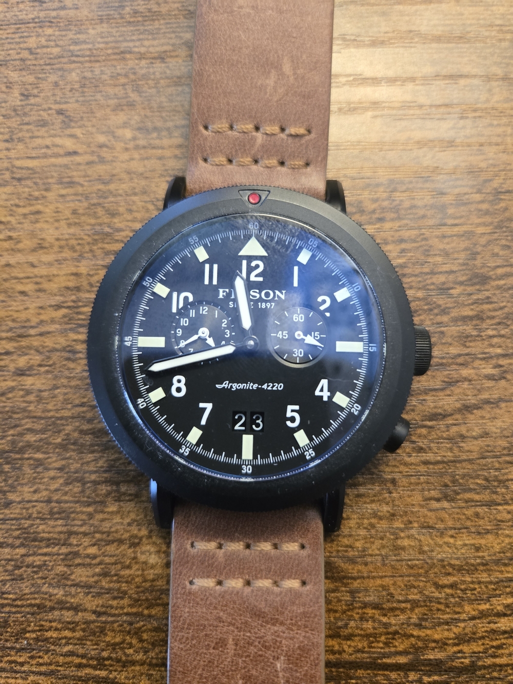 Filson Argonite-4220 43mm Quartz Black Dial Brown Leather Strap 200m